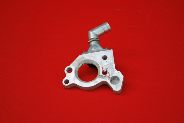 ���λ����