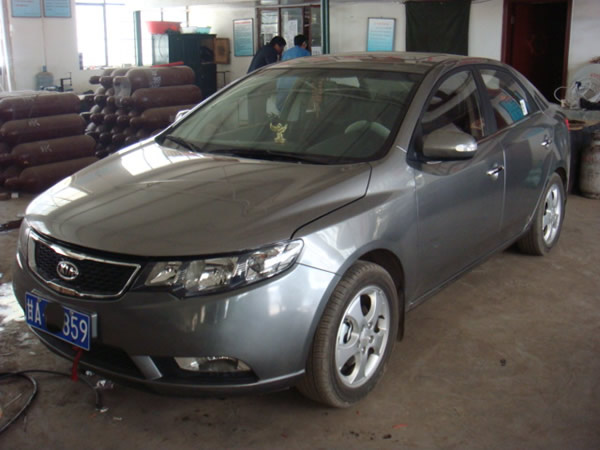 �������b